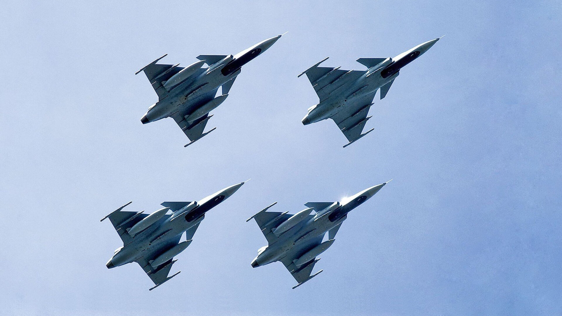 中国女篮战术多变 应对不同对手策略灵活，中国女篮的战况